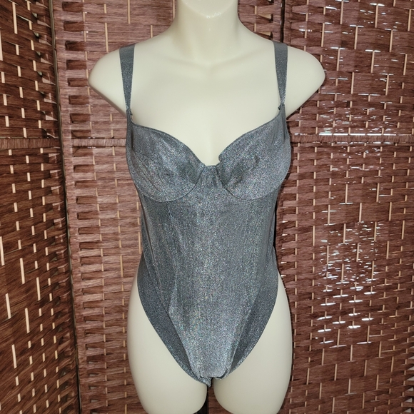 Victoria's Secret Vintage 1990s Gold Label Metallic Gray/Silver Body Suit 34B - Picture 1 of 14